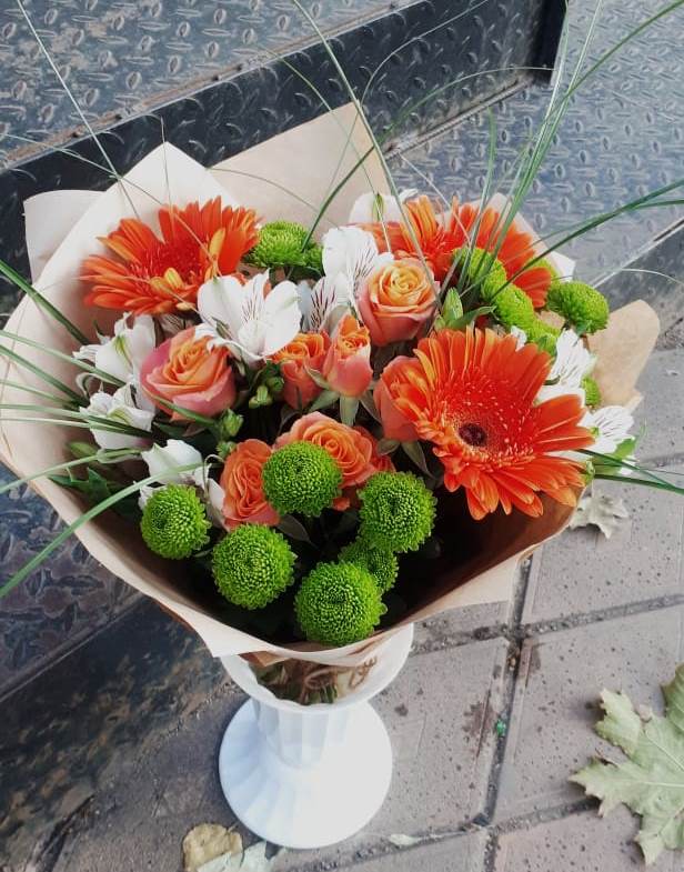Букет цветов из: Герберы, Хризантемы, Альстромерии и Розы в Суходоле