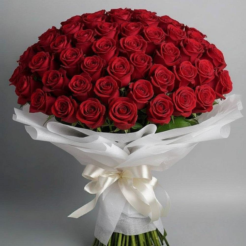 Букет 101 Красная роза Блэк Мэджик в Суходоле