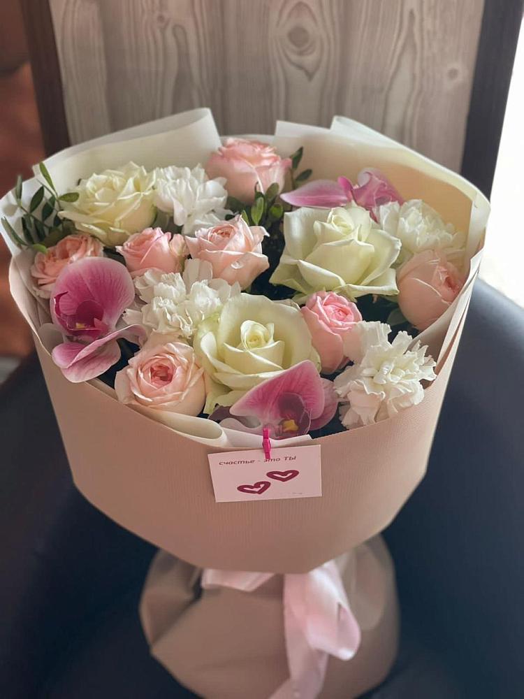 Букет цветов из: Орхидеи, Розы и Гвоздики в Суходоле