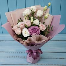 Букет цветов из:  Розы и Лизиантусы в Суходоле