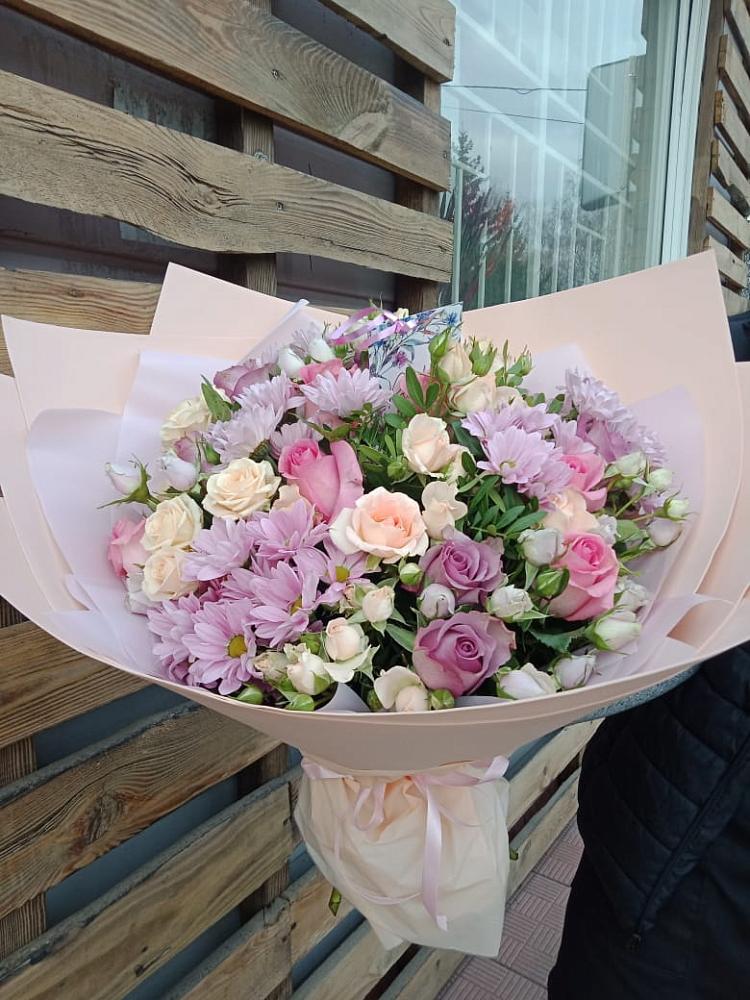 Букет цветов из: Розы и Хризантемы в Суходоле