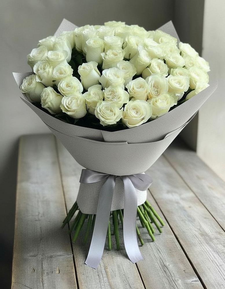 Букет 35 Белых роз в Суходоле