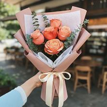 Букет цветов из:  Розы в Суходоле