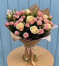 Букет цветов из:  Розы в Суходоле