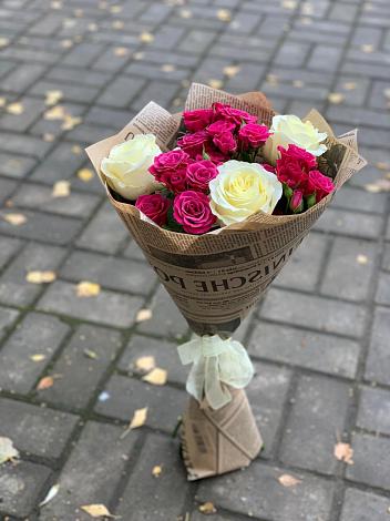 Букет цветов из: Розы в Суходоле