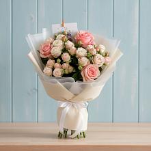 Букет цветов из:  Розы в Суходоле