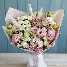 Букет цветов из:  Альстромерии и Розы в Суходоле