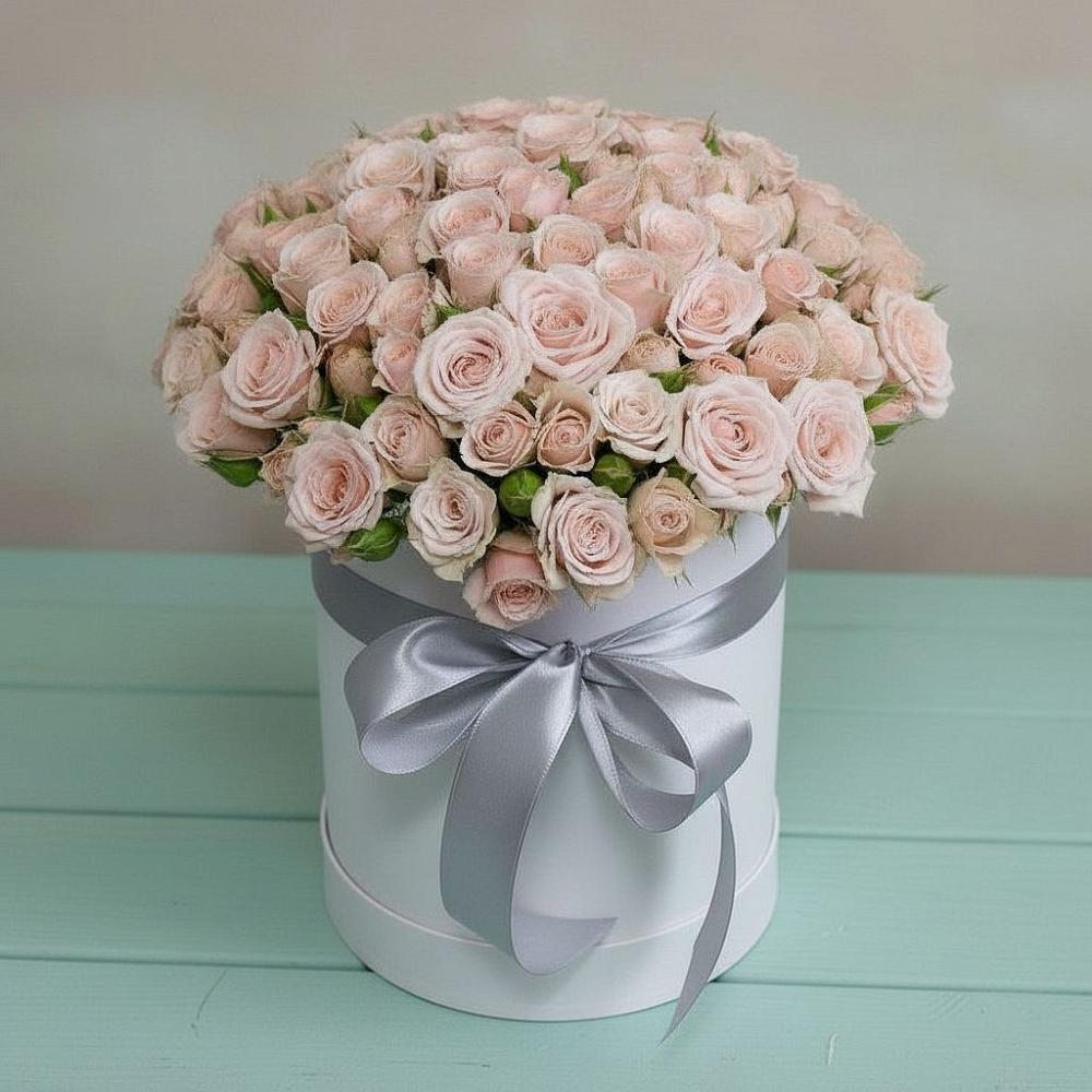 Цветочная композиция из Розы в шляпной коробке в Суходоле