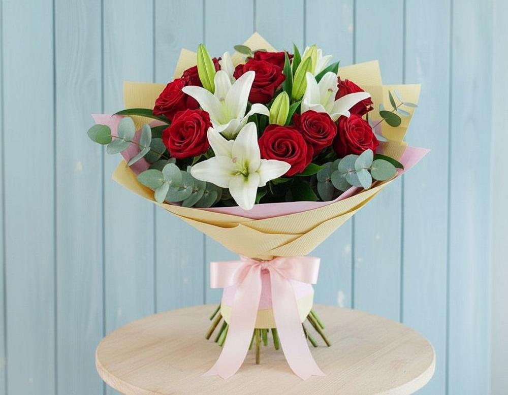 Букет цветов из: Лилии и Розы в Суходоле